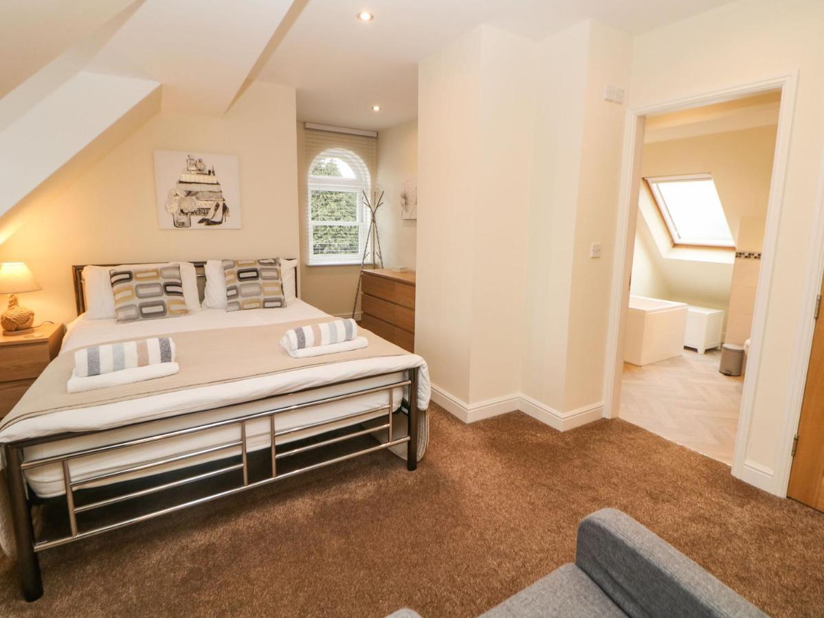 1 Knowleston House Matlock (Derbyshire)