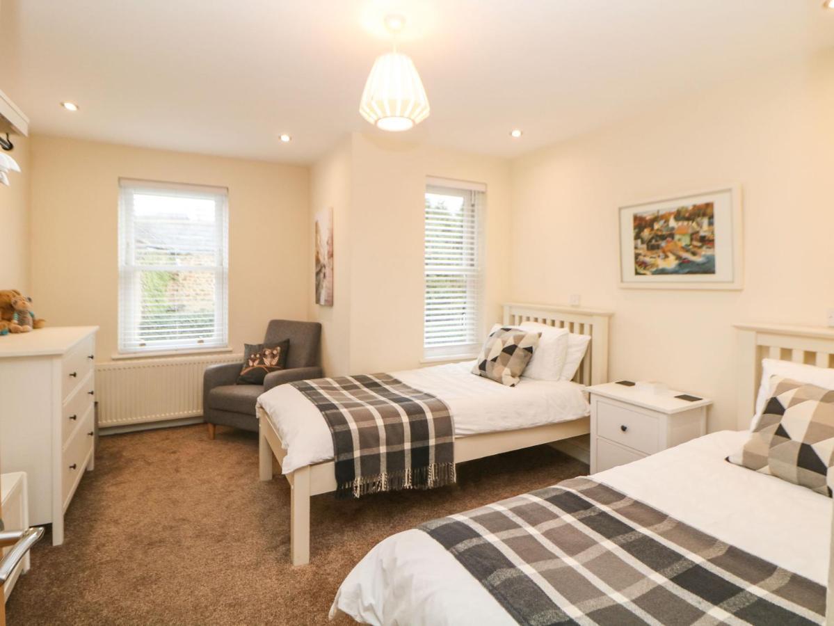 1 Knowleston House Holiday home *