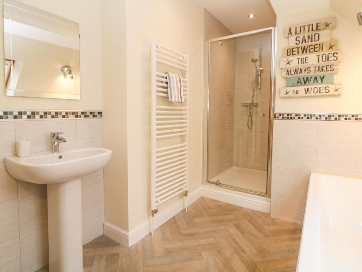 1 Knowleston House Holiday home *